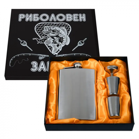 Комплект манерка "Риболовен запас" с две метални чашки и фуния на супер цена от Neostyle.bg